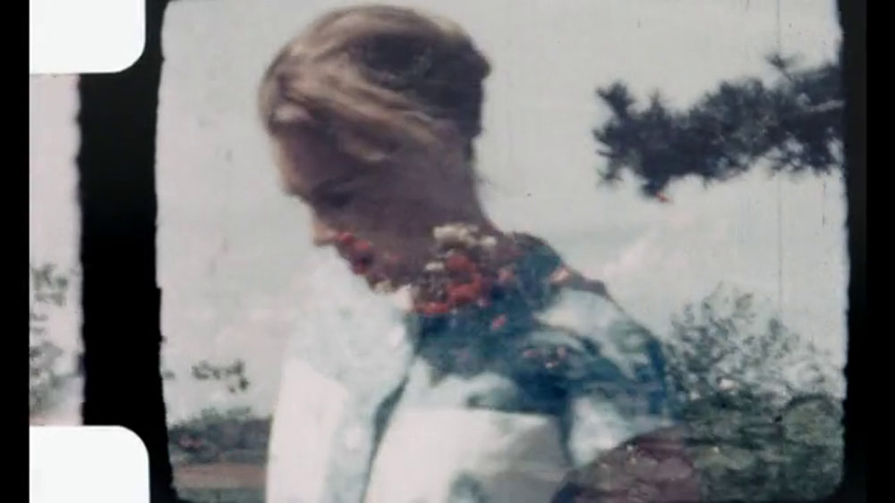 Motu Maeva (2014) de Maureen Fazendeiro