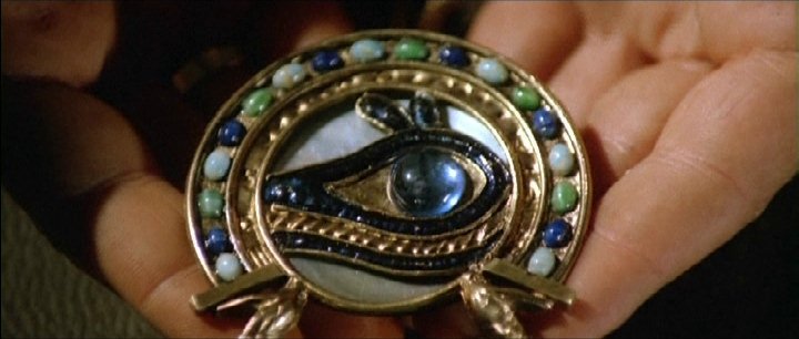 Manhattan Baby (O Medalhão do Mal, 1982) de Lucio Fulci