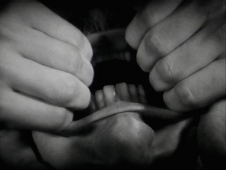 Pulling Mouth (1969) de Bruce Nauman