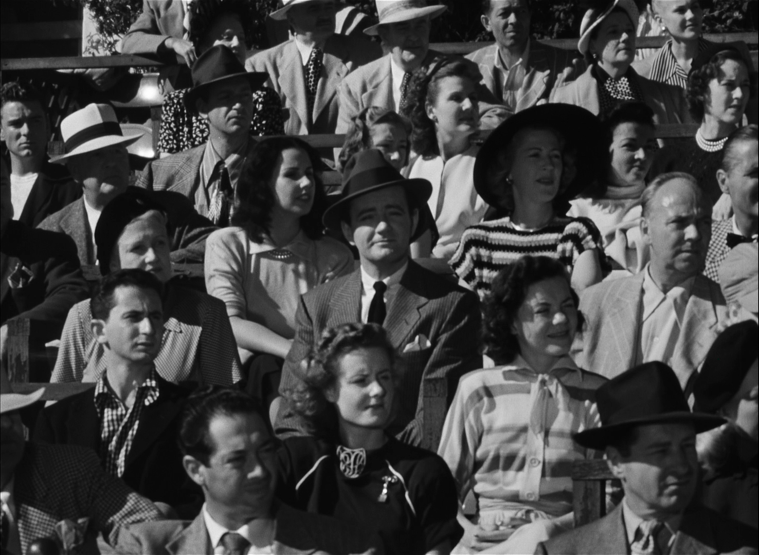 Strangers on a Train (O Desconhecido do Norte-Expresso, 1951) de Alfred Hitchcock Strangers on a Train (O Desconhecido do Norte-Expresso, 1951) de Alfred Hitchcock